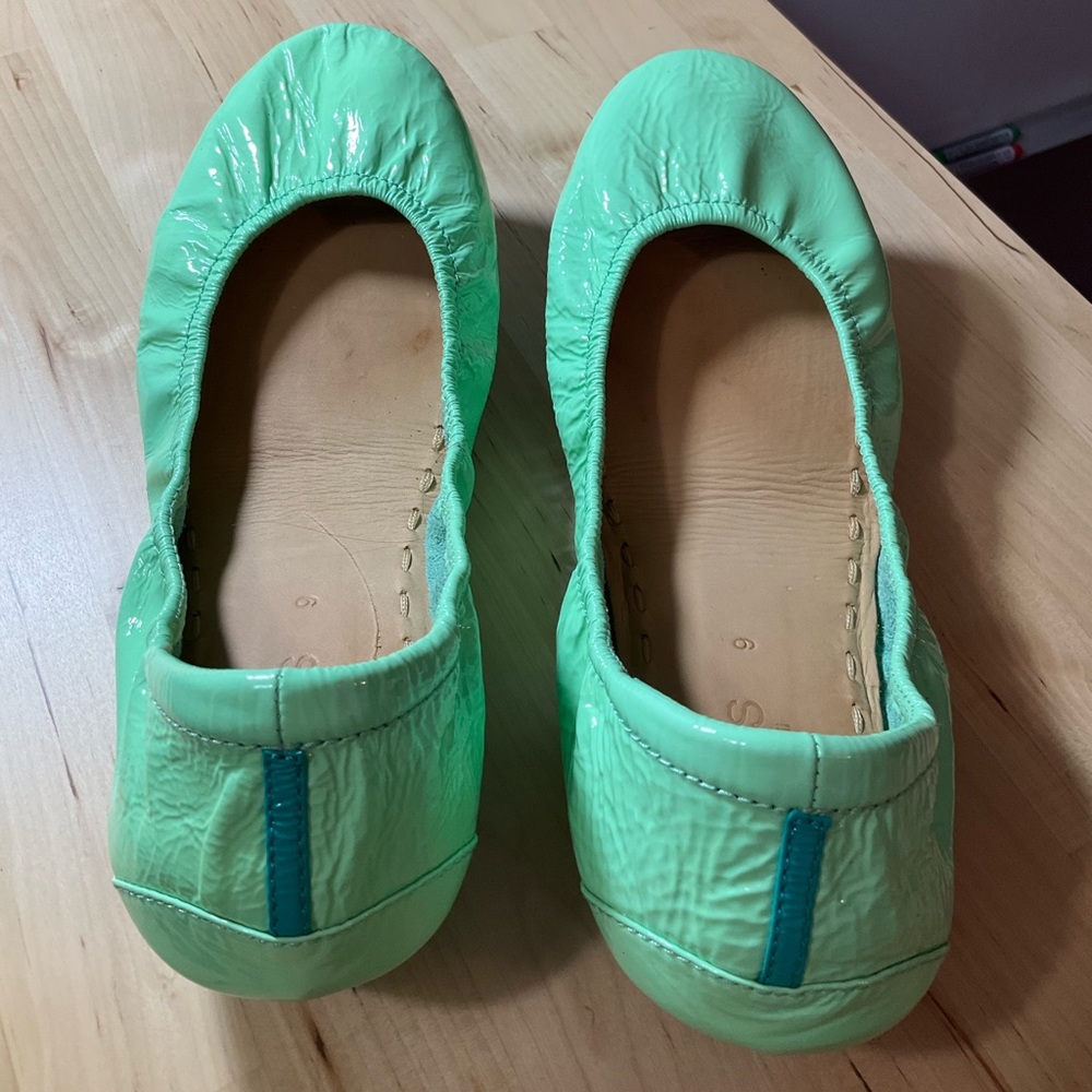 Tieks Mint patent size 9